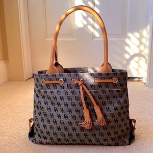Dooney & Bourke Handbag